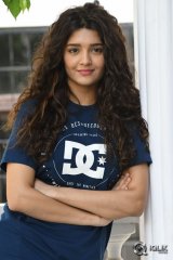 Ritika Singh Latest Photo Gallery